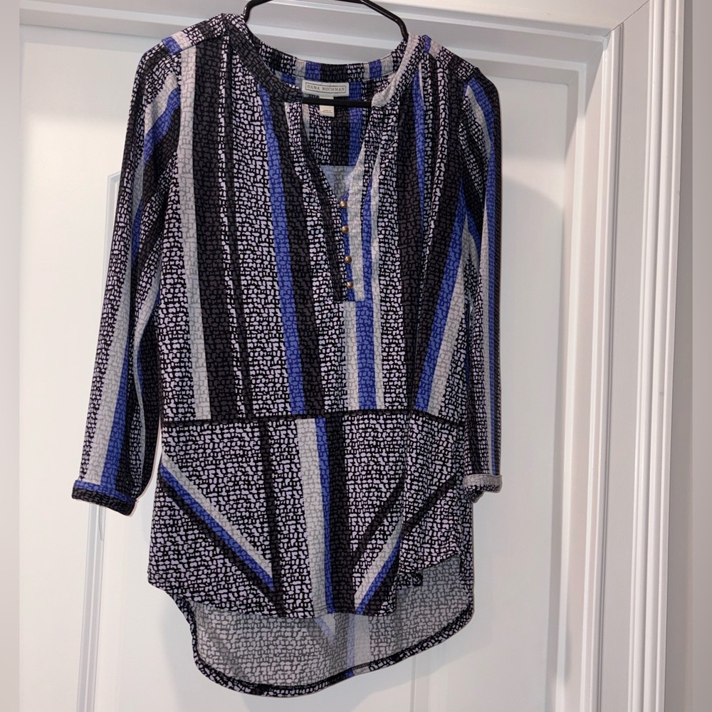 Dana Buchman Black and Blue Striped V-Neck 3/4 length sleeve Top